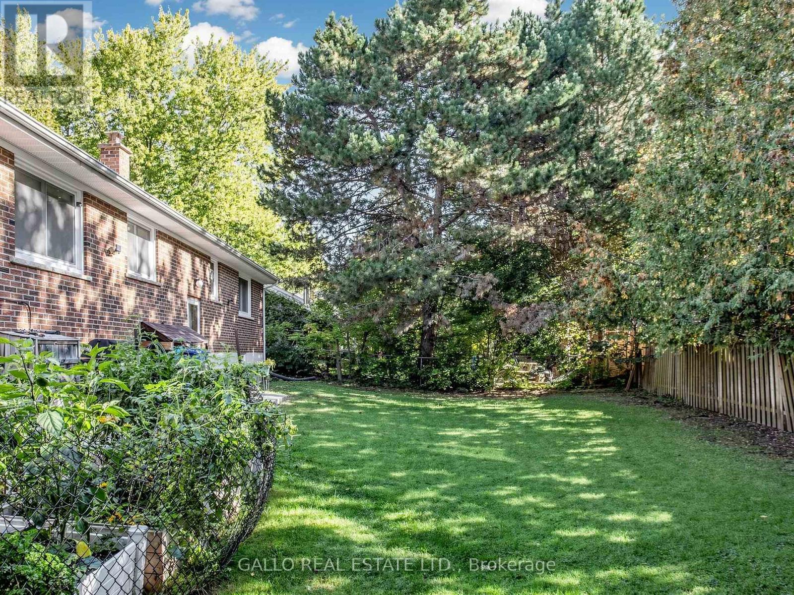 340 Boyer Street, Whitchurch-Stouffville, ON photo 21