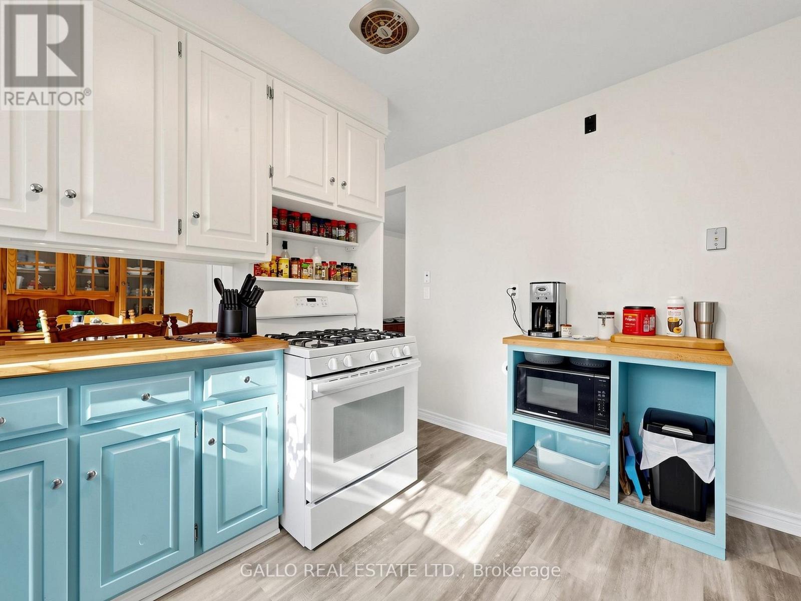340 Boyer Street, Whitchurch-Stouffville, ON photo 9
