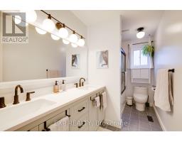 206 - 12455 Ninth Line, Whitchurch Stouffville, ON L4A1J3 Photo 12