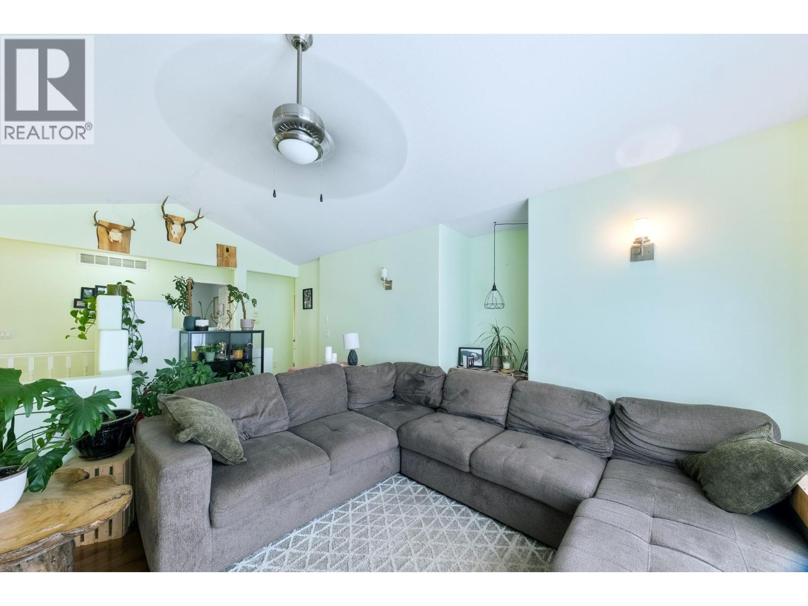 2466 Alexandria Way, West Kelowna
