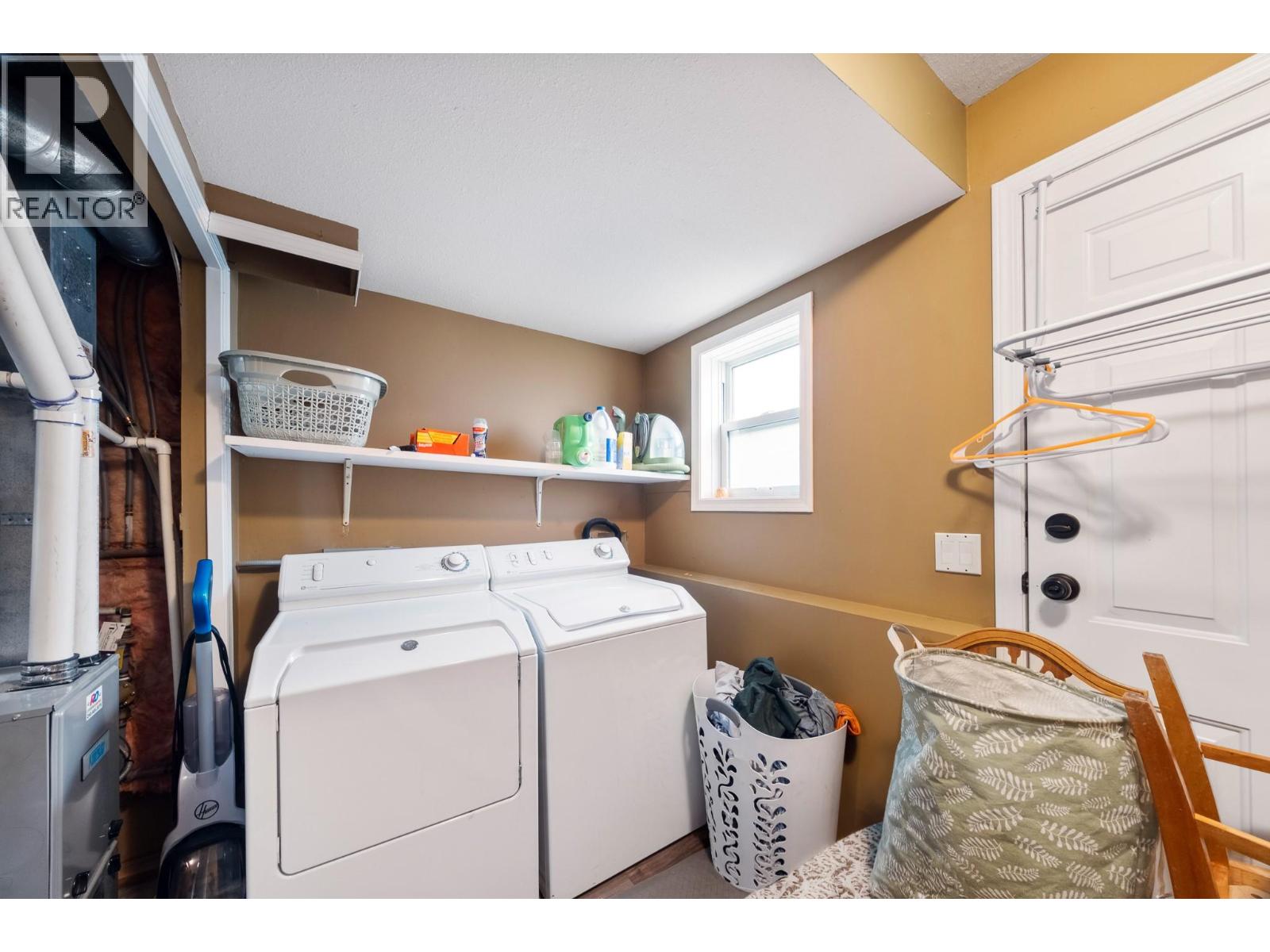 2466 Alexandria Way, West Kelowna