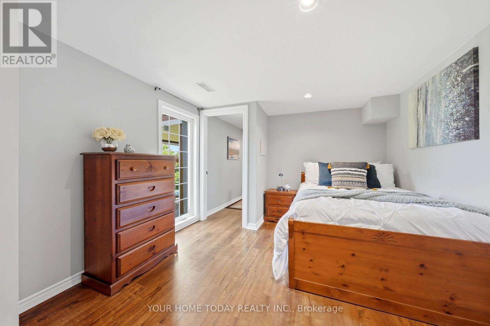 15585 CLAYHILL ROAD - 32