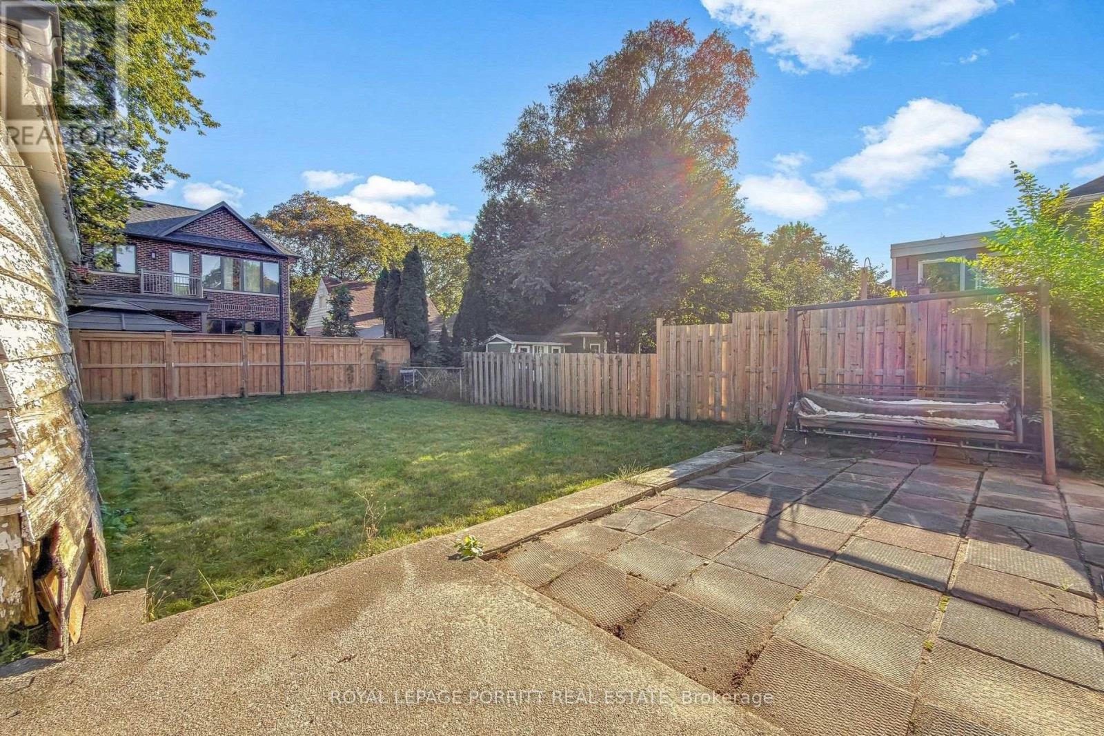 9 PUTNEY ROAD - 17