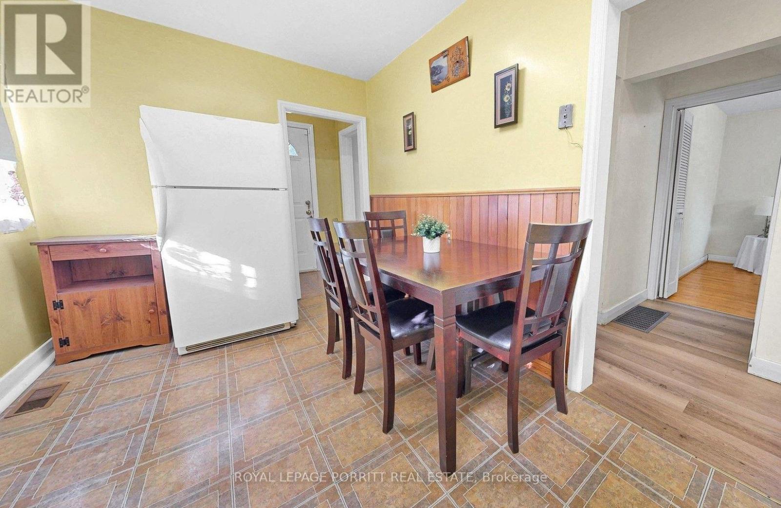 9 PUTNEY ROAD - 7