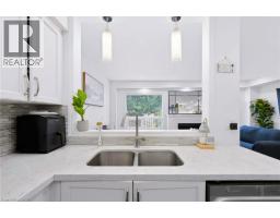 Kitchen - 5549 Katy Gate, Mississauga, ON L5M7M9 Photo 12