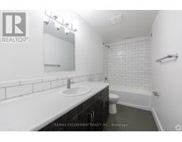 707 - 285 Erb Street W, Waterloo, ON N2L1W4 Photo 7