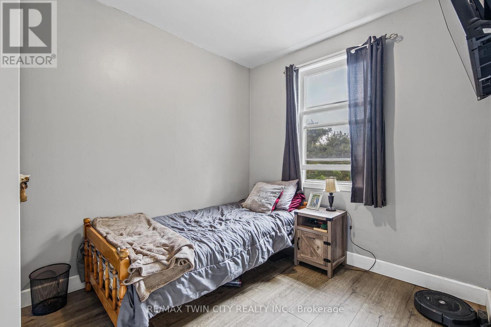 71 Beverly Street, Cambridge, ON photo 9