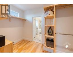 8578 Rumming Rd, Lantzville, BC V0R2H0 Photo 21