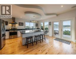 8578 Rumming Rd, Lantzville, BC V0R2H0 Photo 29