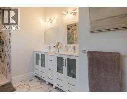 8578 Rumming Rd, Lantzville, BC V0R2H0 Photo 36