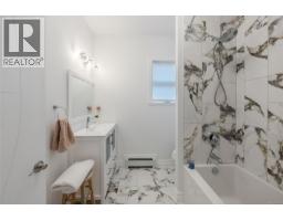 8578 Rumming Rd, Lantzville, BC V0R2H0 Photo 37