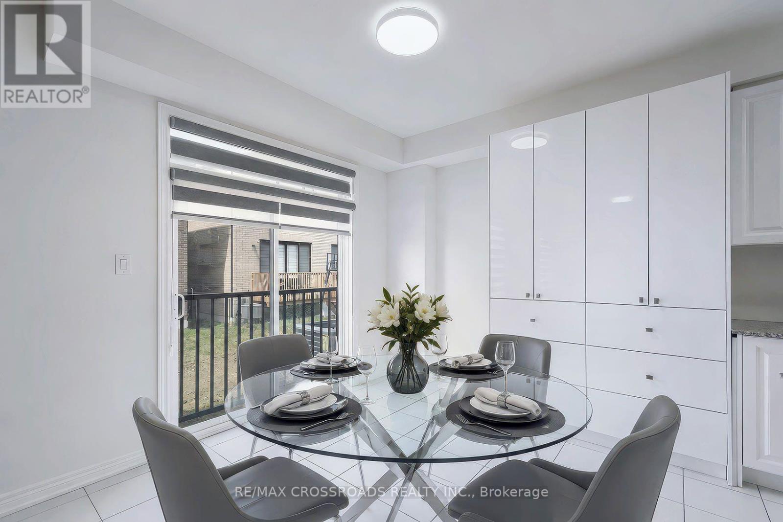 1897 Passionfruit Grove, Pickering, ON photo 11