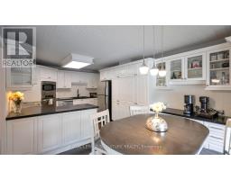 1821 Pilgrims Way, Oakville, ON L6M1X2 Photo 13