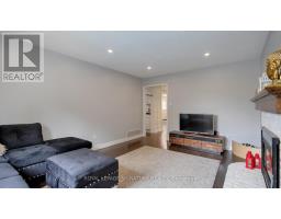 1821 Pilgrims Way, Oakville, ON L6M1X2 Photo 17