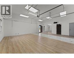 921 Tecumseh Road West Unit# Front, Windsor, ON N8X2A9 Photo 6