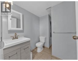 2241 Mercer Unit# Upper, Windsor, ON N8X3R2 Photo 11