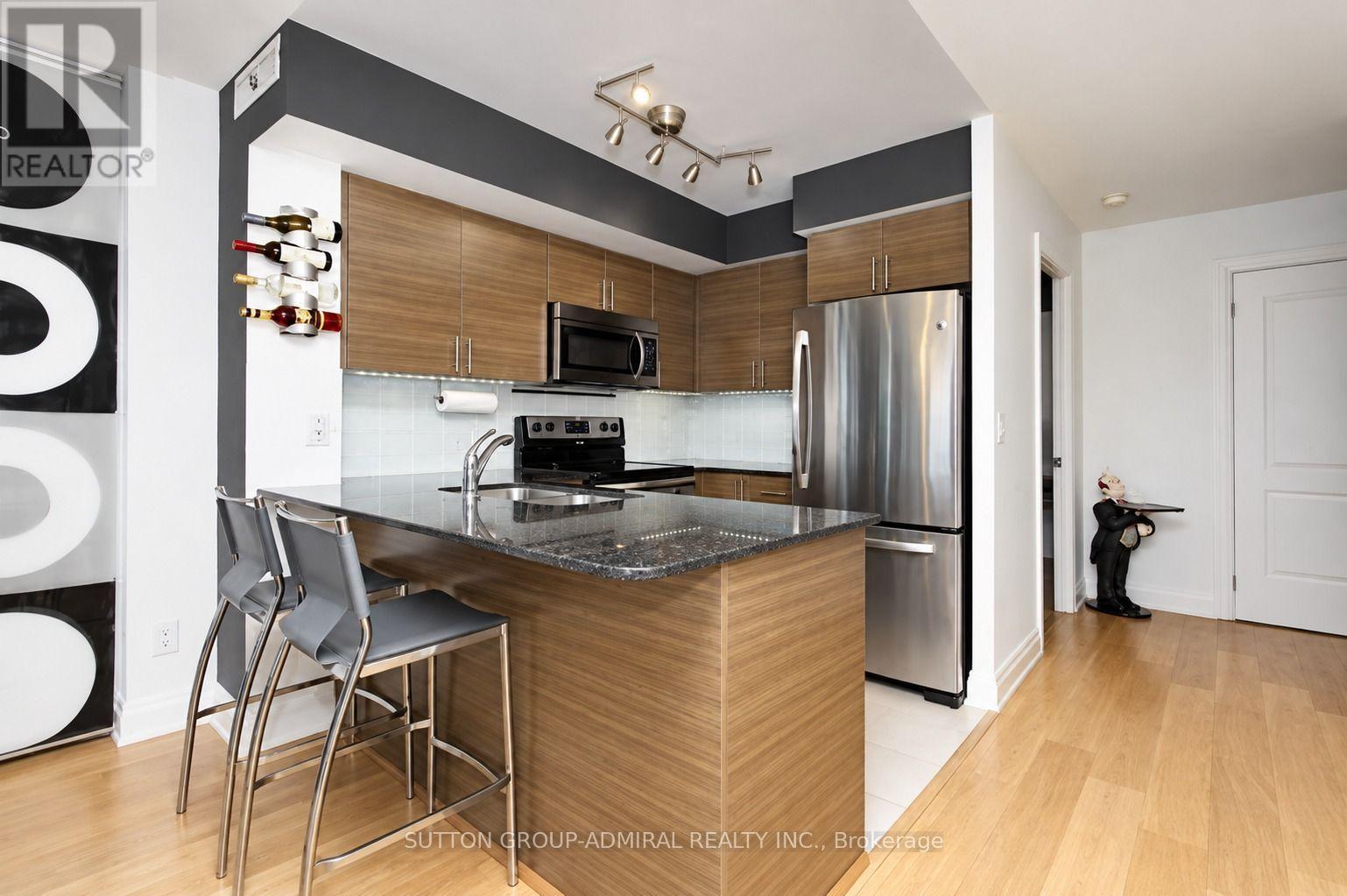 #407 30 NORTH PARK ROAD - 2