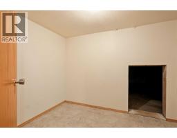 9323 69a Avenue, Grande Prairie, AB T8V6T3 Photo 29