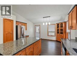 3pc Bathroom - 9323 69a Avenue, Grande Prairie, AB T8V6T3 Photo 7
