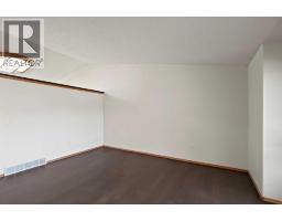 9323 69a Avenue, Grande Prairie, AB T8V6T3 Photo 9
