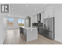 5pc Bathroom - 112 Greenwich Drive Nw, Calgary, AB T3B6N8 Photo 10