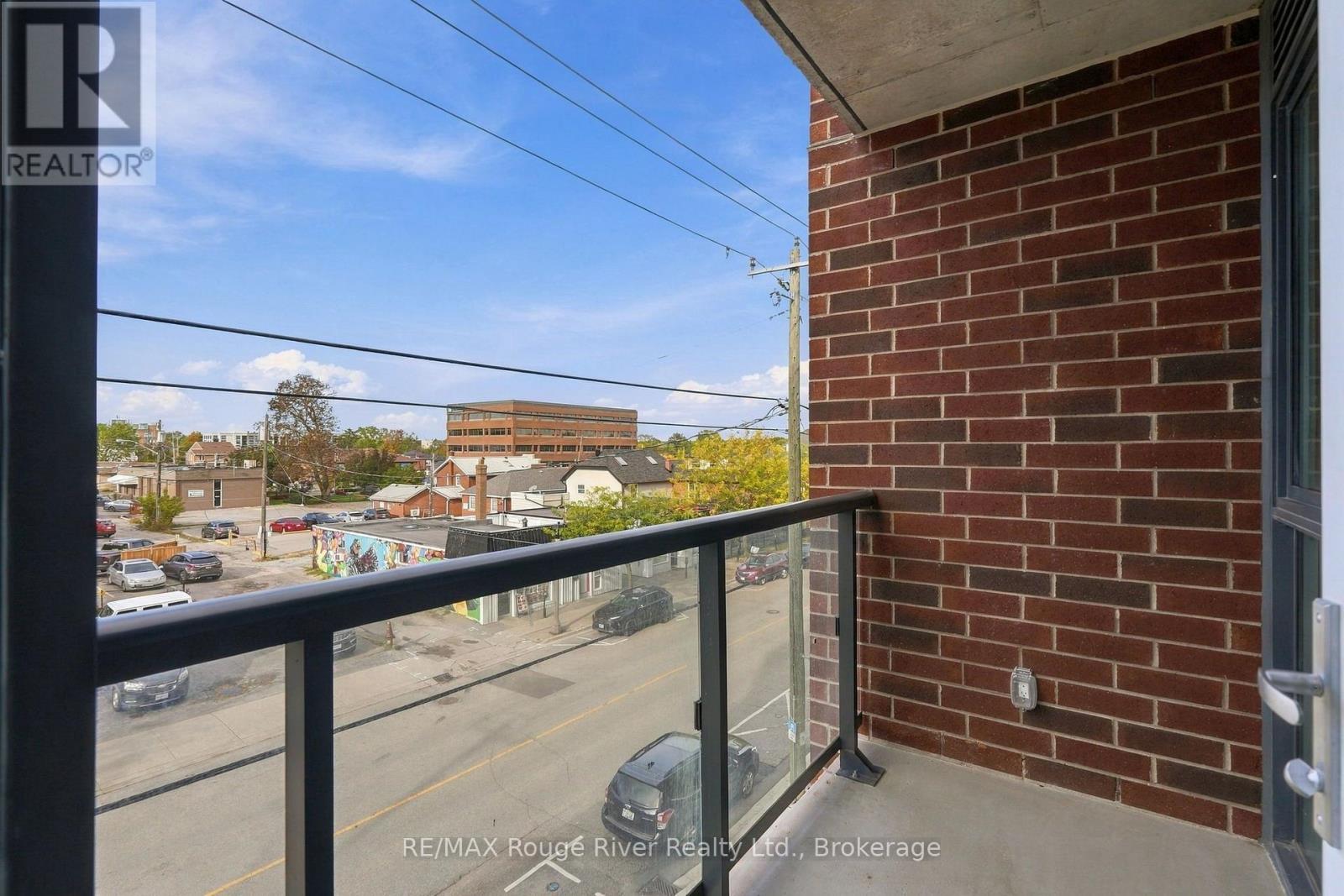 217- 201 Brock Street South, Whitby, ON photo 14