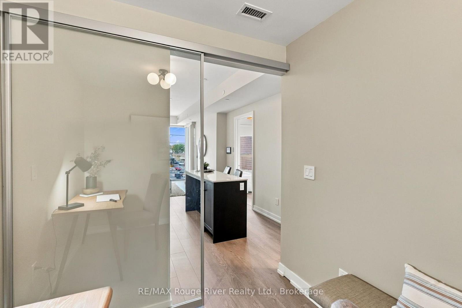 217- 201 Brock Street South, Whitby, ON photo 22