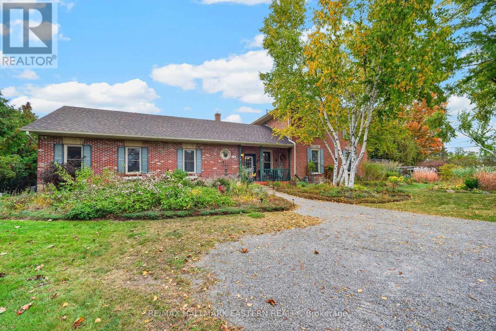 136 County 4 Road, Douro-Dummer, ON photo 2