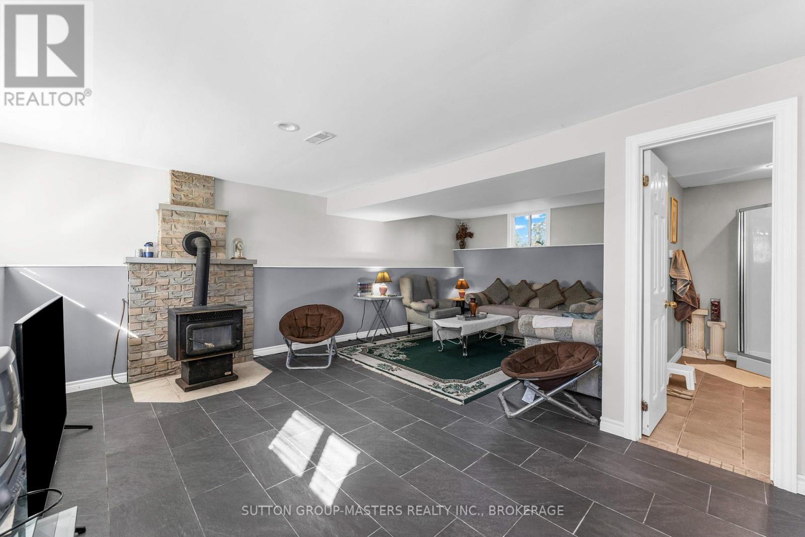3358 SCANLAN ROAD - Image 28