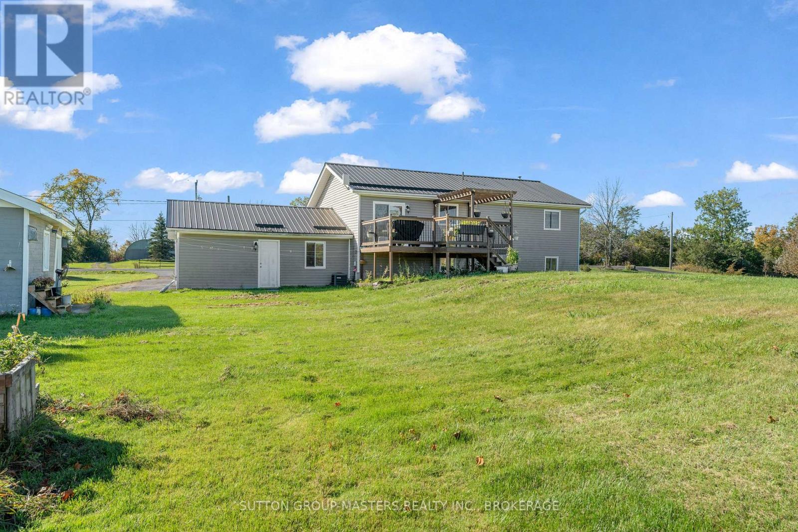 3358 SCANLAN ROAD - 41