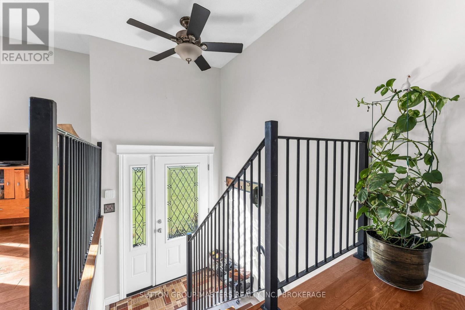3358 SCANLAN ROAD - 5