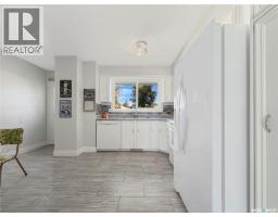 Family room - 313 Birch Crescent, Saskatoon, SK S7N2M6 Photo 6