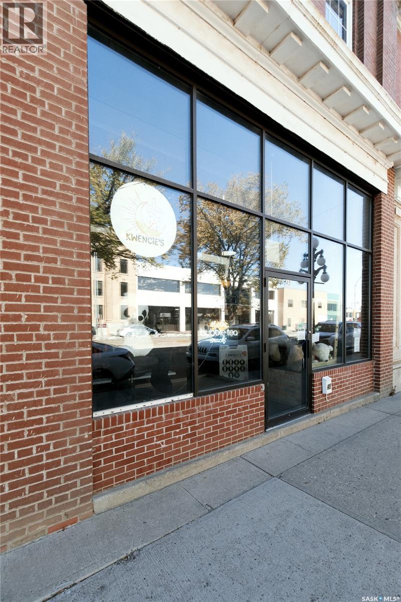 45 High STREET W, Moose Jaw — photo 3