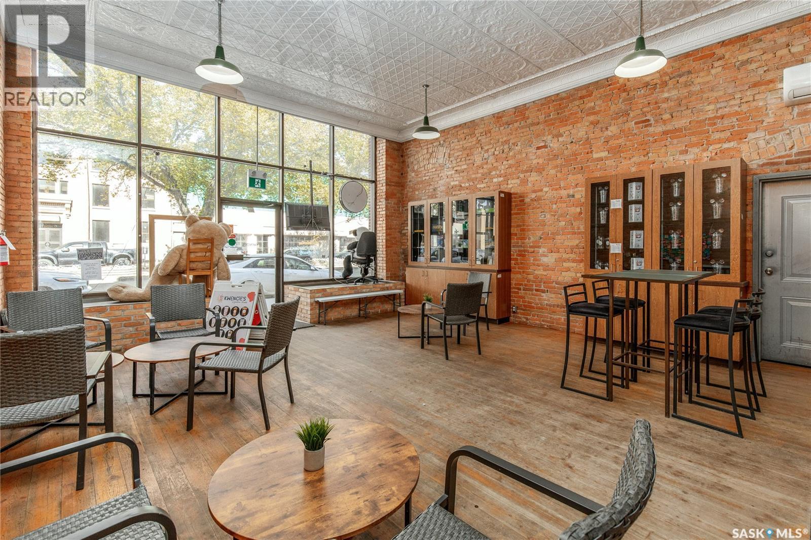 45 High STREET W, Moose Jaw — photo 7