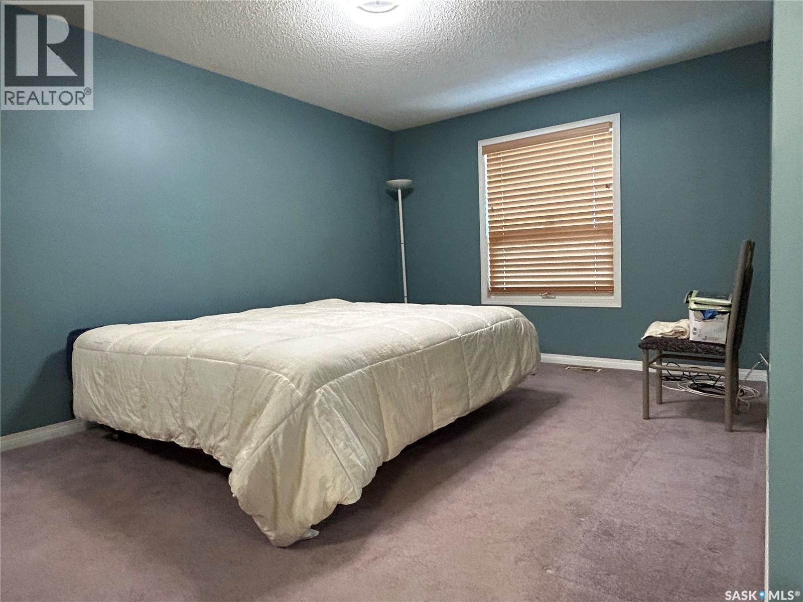 #202 12 Cundall DRIVE - 19
