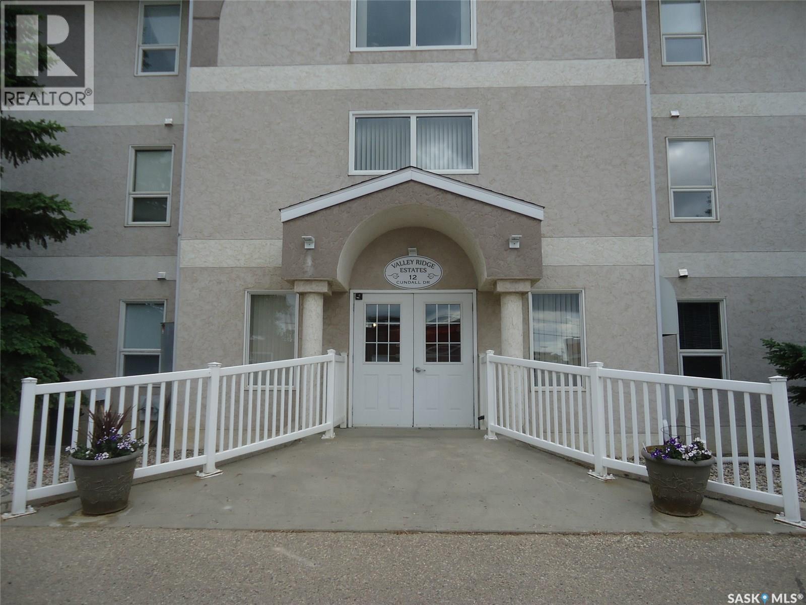 #202 12 Cundall DRIVE - 2