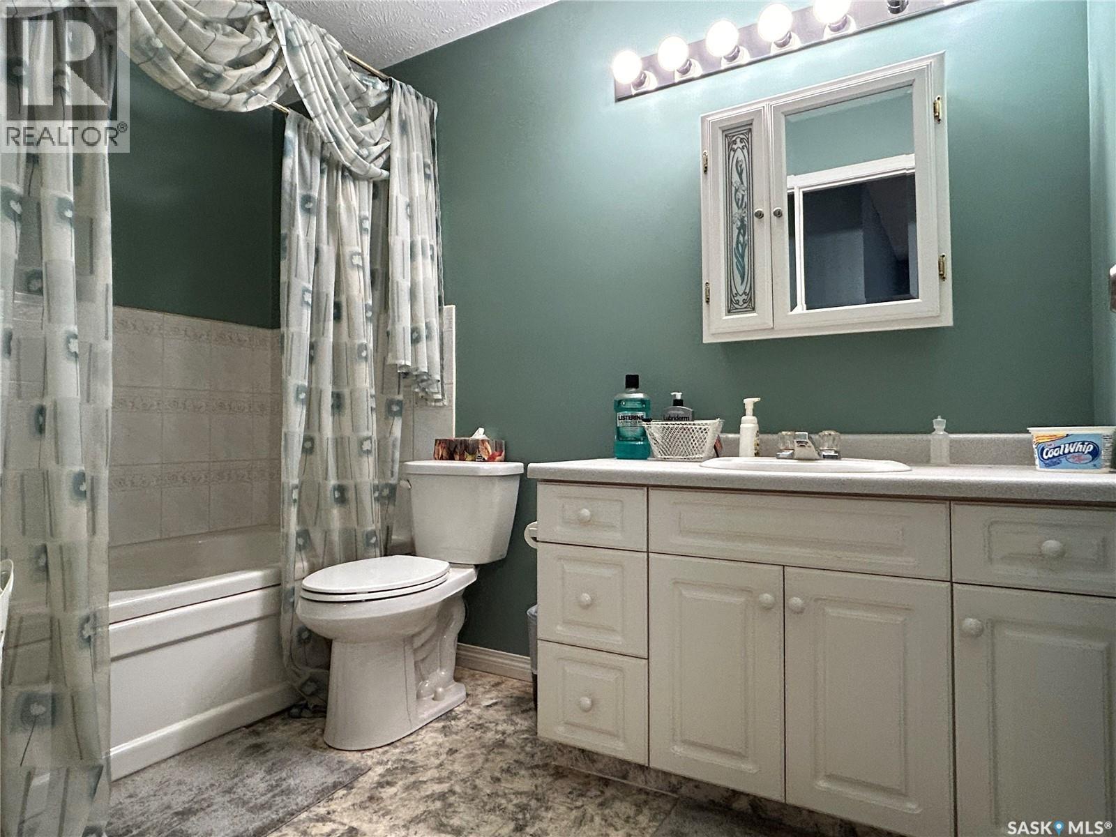 #202 12 Cundall DRIVE - Image 20