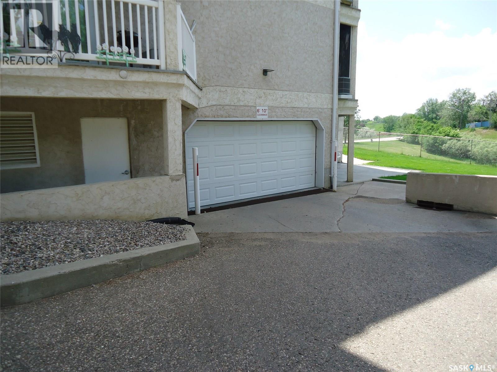 #202 12 Cundall DRIVE - 31