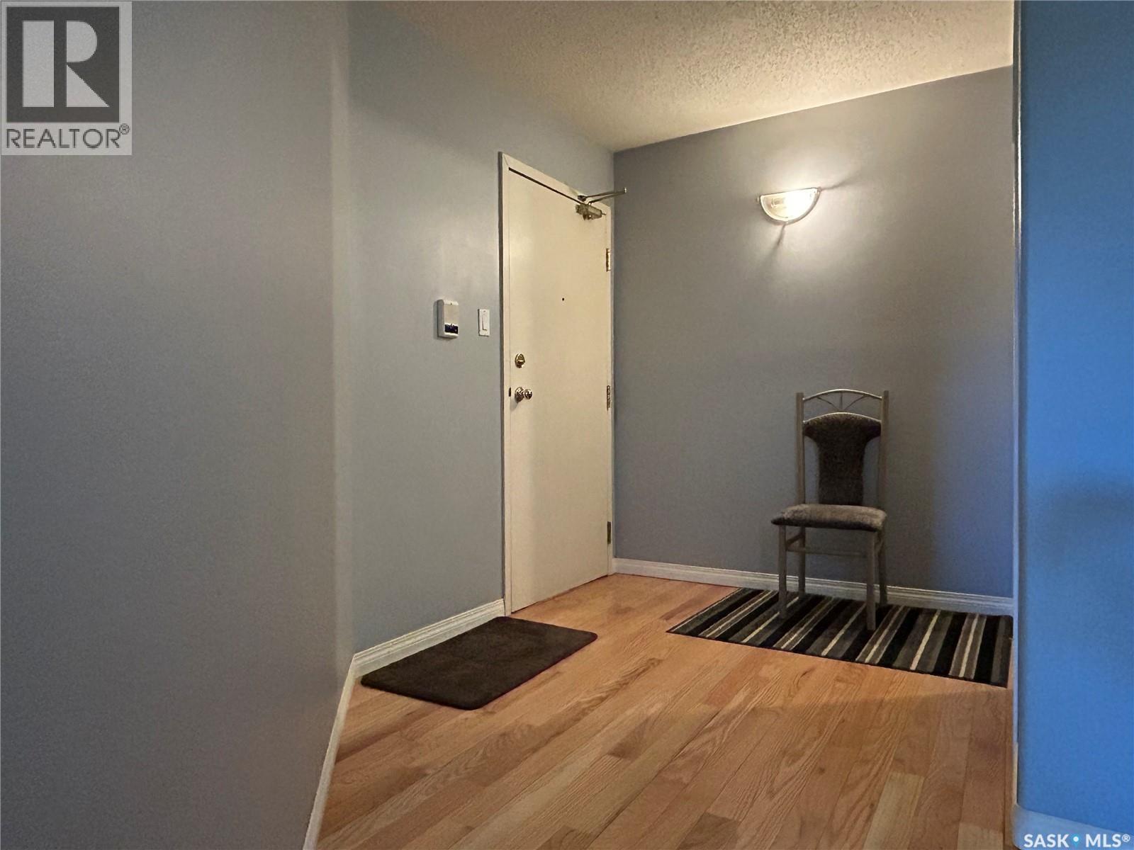 #202 12 Cundall DRIVE - 4