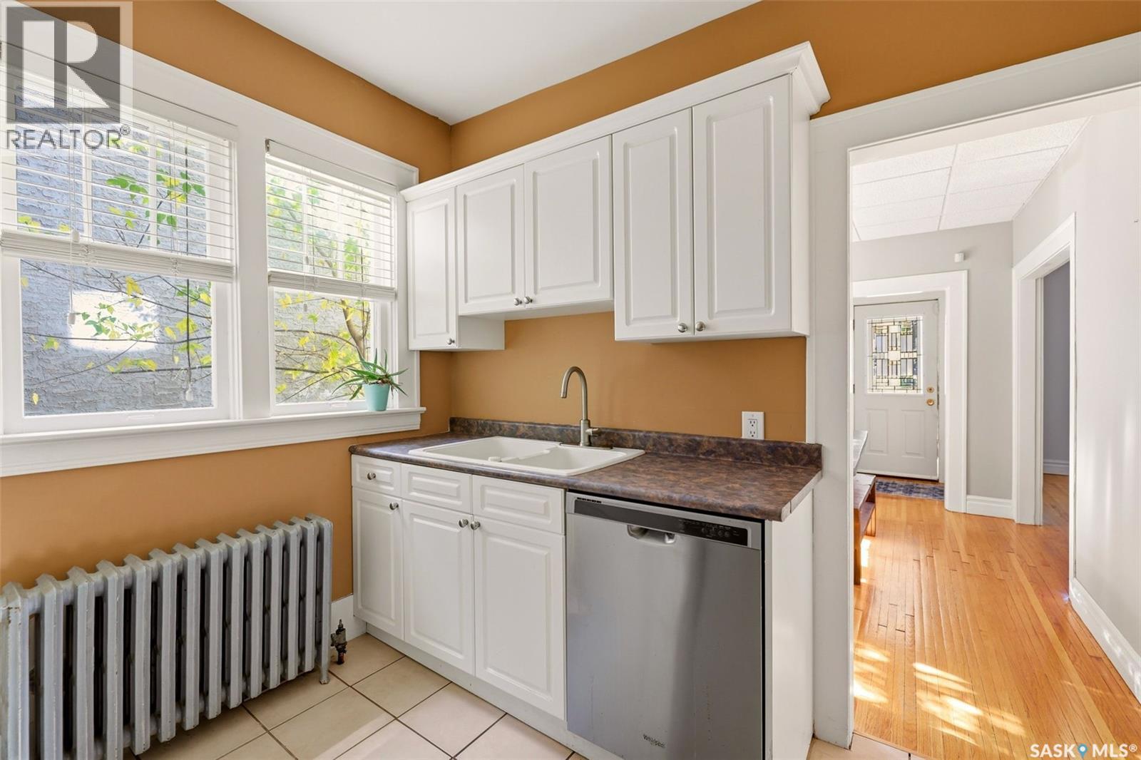 2917 Robinson STREET - 11