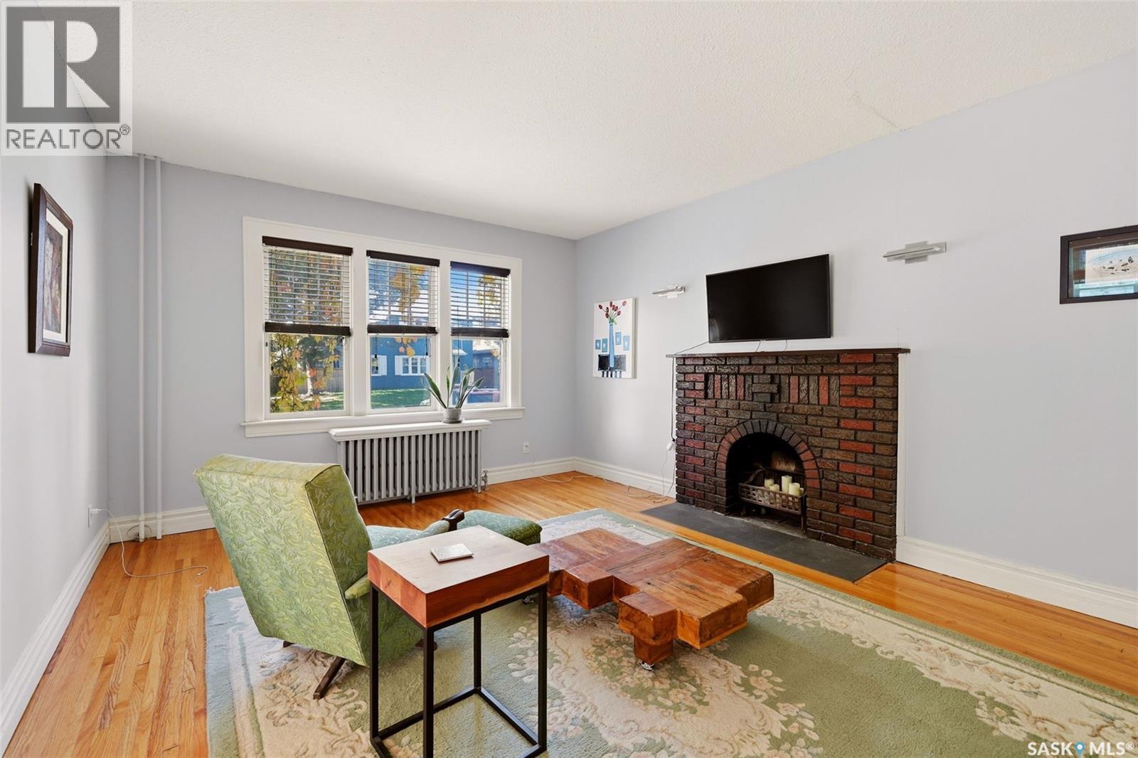 2917 Robinson STREET - 4