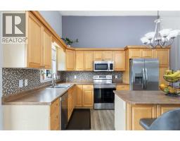 Family room - 6606 34 Street, Lloydminster, AB T9V3J1 Photo 11