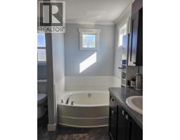 6380 Dawsons Lane, Smithers, BC V0J2N2 Photo 14