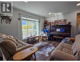 6380 Dawsons Lane, Smithers, BC V0J2N2 Photo 6