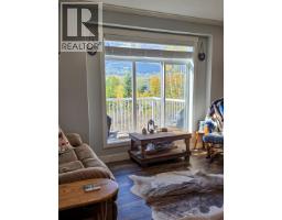 6380 Dawsons Lane, Smithers, BC V0J2N2 Photo 8