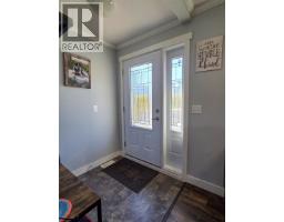 6380 Dawsons Lane, Smithers, BC V0J2N2 Photo 9