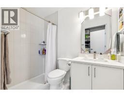Laundry room - 618 Oakhill Place Sw, Calgary, AB T2V3X8 Photo 12