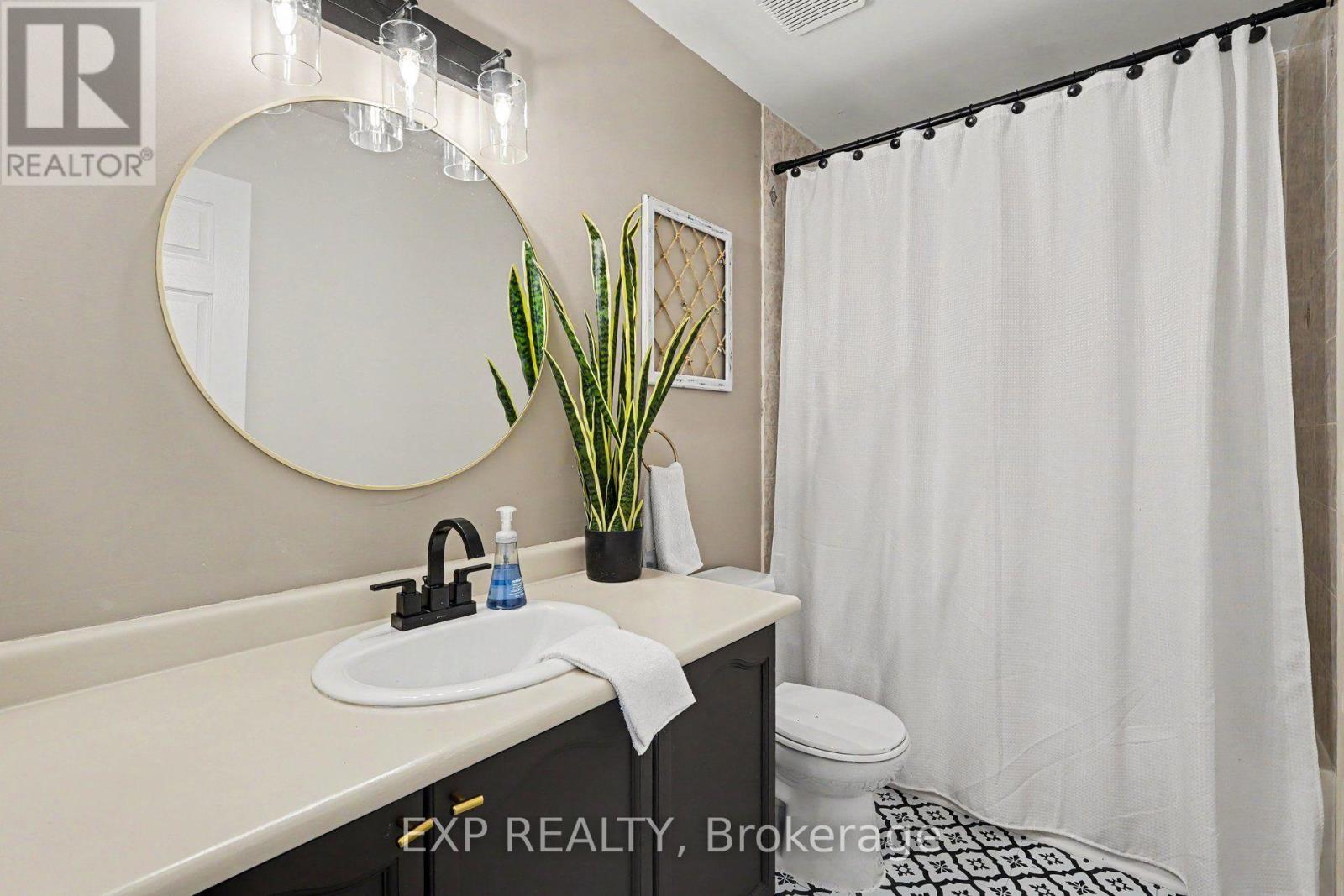 173 BEATRICE DRIVE - Image 19