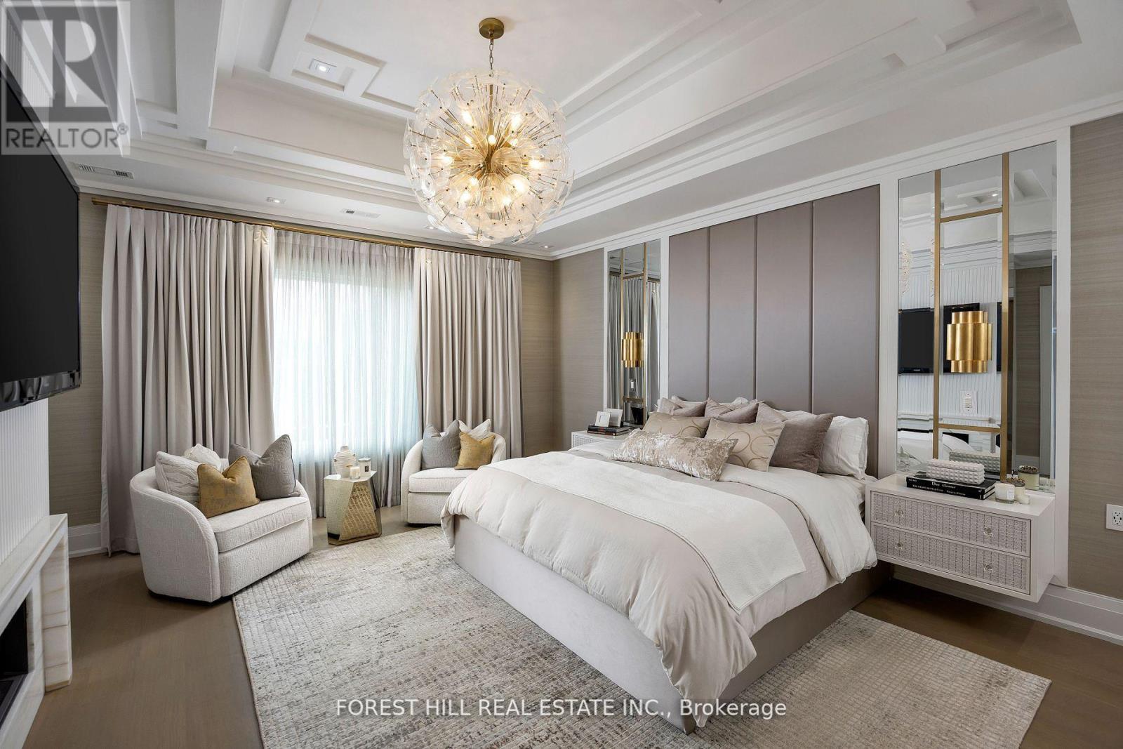 239 Cortleigh Boulevard, Toronto, ON photo 24