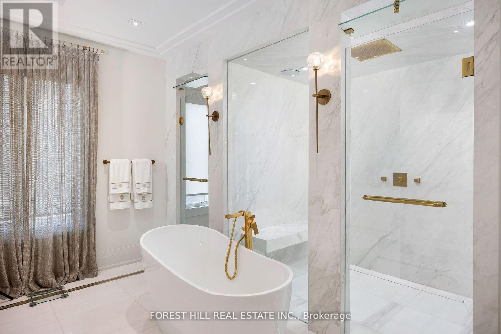 239 Cortleigh Boulevard, Toronto, ON photo 30